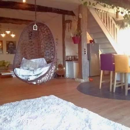 Vila Belle Maison 8 A10 Pers, Piscine, Zen, Nature